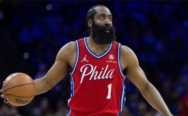 蜜月期已结束？哈登末节仅出手2次 里弗斯主动揽责